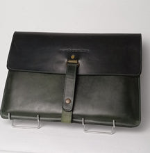 Cargar imagen en el visor de la galería, Porta-documentos Unisex Rousseau.