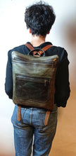 Cargar imagen en el visor de la galería, Mochila #MARIETA.