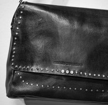 Cargar imagen en el visor de la galería, Bolso TACHAS