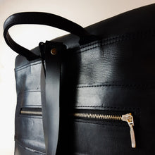 Cargar imagen en el visor de la galería, Mochila #CHLOE