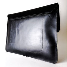 Cargar imagen en el visor de la galería, Porta-documentos Unisex Rousseau.
