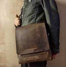 Cargar imagen en el visor de la galería, #Pedro.
